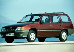 Opel Kadett Caravan GLS 1984 года